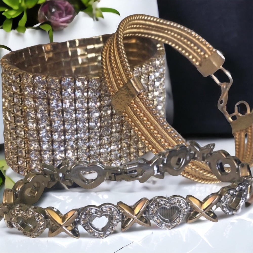 Modern Jewelry Bundles Box Bracelets Earrings Necklaces Lots Pre-Loved